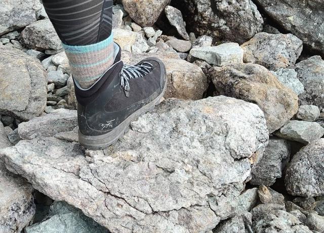 Arc’teryx始祖鳥全新輕量重裝登山鞋實測,徒步中發現的好裝備