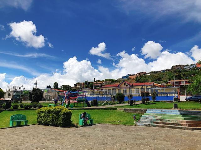 哥斯達黎加游記攻略,最高的活火山伊拉蘇火山徒步半日游