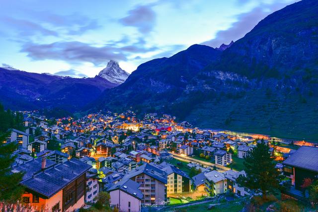 瑞士自由行,采爾馬特Zermatt洛特峰五湖徒步旅游指南