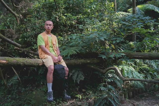 一起當(dāng)個(gè)戶外時(shí)尚潮人,人人都能上手的三種背心穿搭