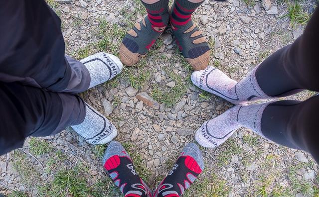 來自西班牙的美麗諾羊毛襪,Enforma羊毛登山徒步厚襪使用心得