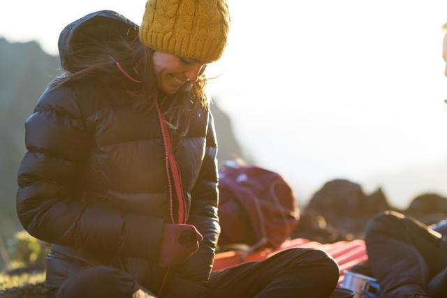 秋冬到底要怎么買要怎么穿,戶外“洋蔥式”穿搭保暖又舒適