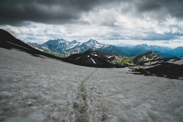 阿爾卑斯山旅游攻略,勃朗峰環(huán)線徒步TMB
