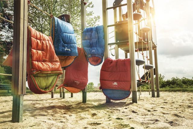 戶外露營(yíng)的必備裝備,露營(yíng)睡袋該怎么挑選?