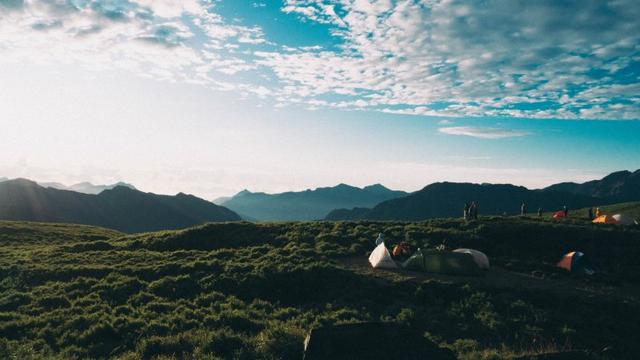 秋冬季節參加戶外活動,東西太多背包裝不下怎么辦