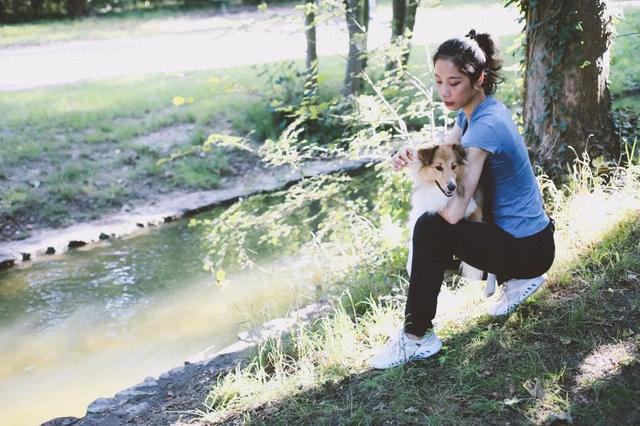 穿著Columbia戶外的衣服輕裝簡行,秋日漫步法國布洛涅森林