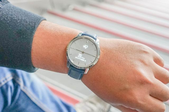 Garmin全新vívomove智能運動手表開箱實測,智能手表本該如此