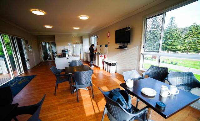 澳洲行墨爾本大洋路自駕,開露營車三天兩夜自駕游