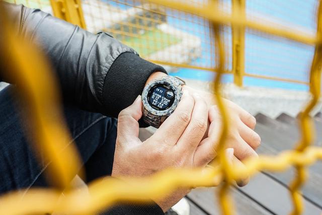 Garmin佳明Instinct Tactical腕表開箱及簡單評測
