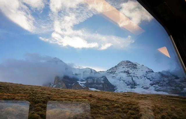 瑞士自由行游玩攻略,歐洲之巔瑞士少女峰自助游指南