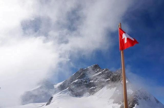 瑞士自由行游玩攻略,歐洲之巔瑞士少女峰自助游指南