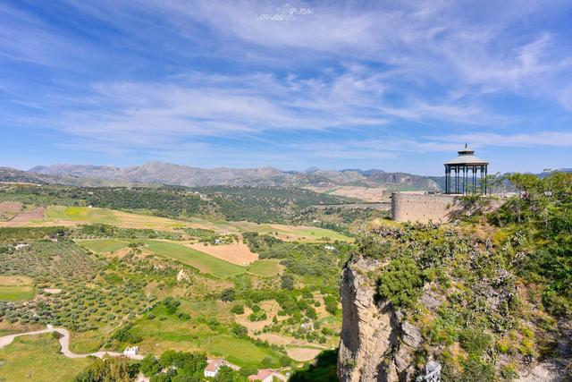 發(fā)現(xiàn)一個不一樣的西班牙,白色山城懸崖小鎮(zhèn)龍達Ronda自由行