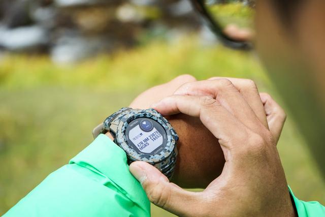 Garmin佳明Instinct Tactical腕表開箱及簡單評測