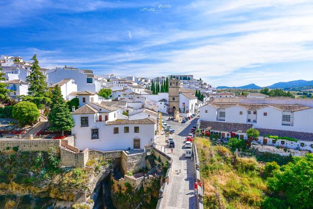 發(fā)現(xiàn)一個不一樣的西班牙,白色山城懸崖小鎮(zhèn)龍達Ronda自由行
