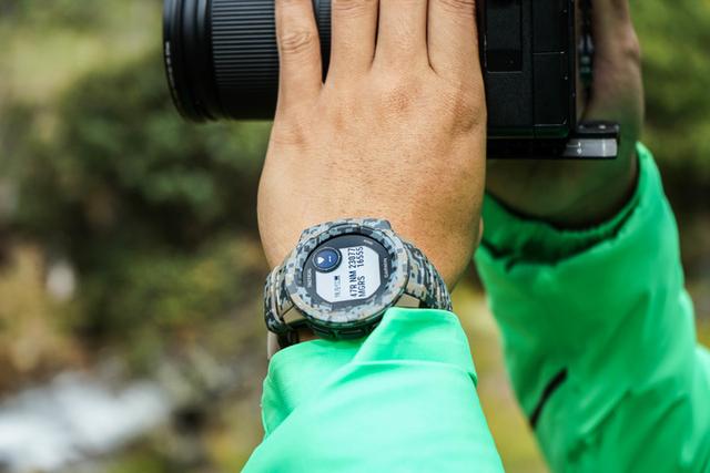 Garmin佳明Instinct Tactical腕表開箱及簡單評測