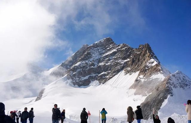 瑞士自由行游玩攻略,歐洲之巔瑞士少女峰自助游指南