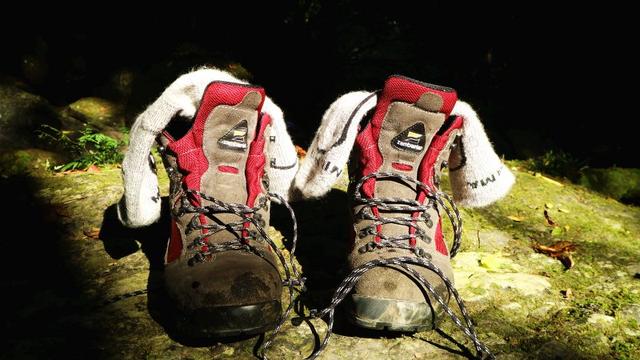 戶外裝備測評,Komperdell登山杖和Enforma羊毛襪