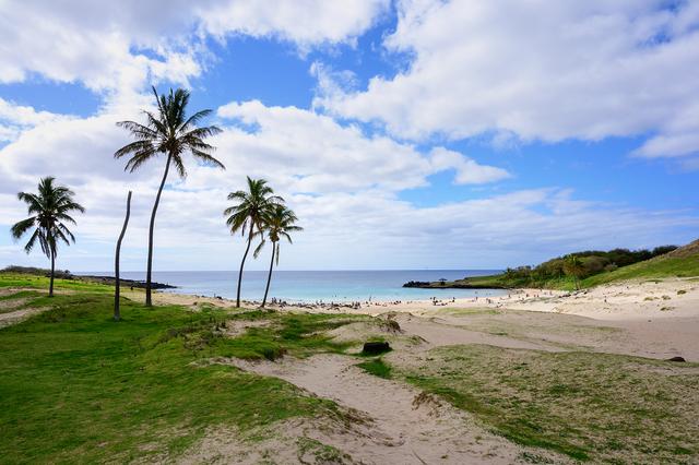 一座鮮活的露天博物館,智利復活節島探索巨大石雕的秘密