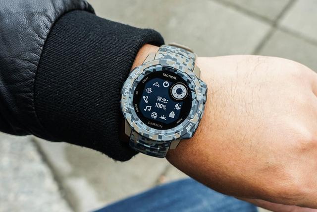 Garmin佳明Instinct Tactical腕表開箱及簡單評測