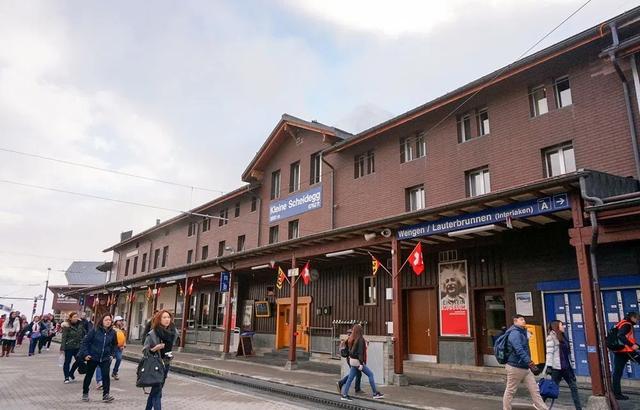 瑞士自由行游玩攻略,歐洲之巔瑞士少女峰自助游指南