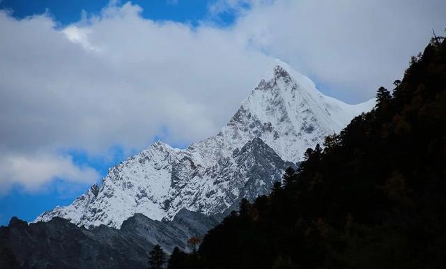 川西徒步稻城亞丁,除了美景還有沖古寺