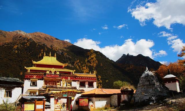 川西徒步稻城亞丁,除了美景還有沖古寺