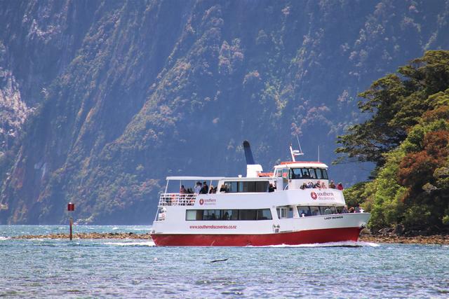 新西蘭皇后鎮必去米佛峽灣經典一日游攻略,探索世界第八大奇跡