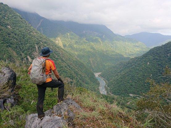 縱橫山野的最佳伙伴,德國專業戶外品牌TATONKA塔通卡戶外背包實測