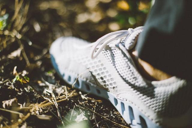 穿著Columbia戶外的衣服輕裝簡行,秋日漫步法國布洛涅森林