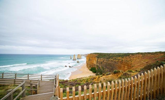 澳洲行墨爾本大洋路自駕,開露營車三天兩夜自駕游