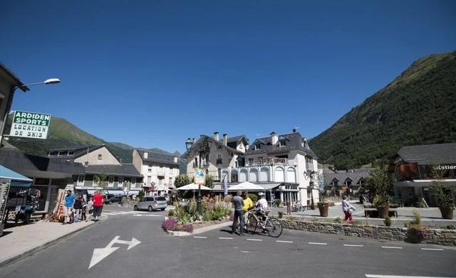 體驗法國人的度假天堂,法國南部比利牛斯山登山一日行