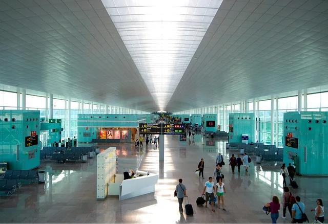 西班牙自由行,熱情洋溢巴塞羅那旅行全攻略