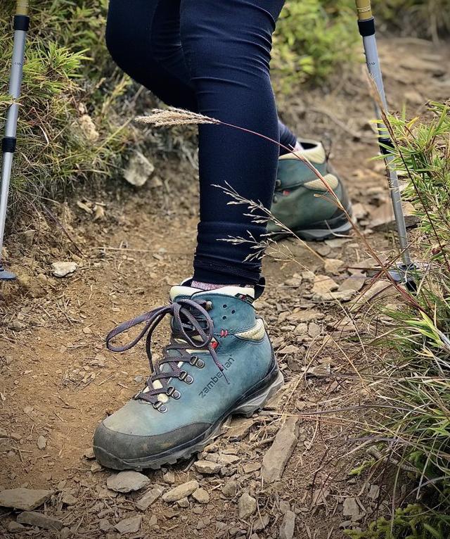 登山鞋推薦,Zamberlan(贊貝拉)防水高幫皮革登山鞋測(cè)評(píng)