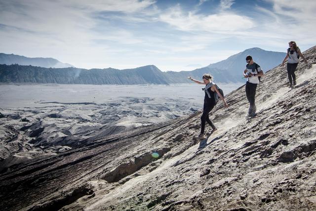 印尼泗水一日游旅行指南,爬布羅莫火山看日出