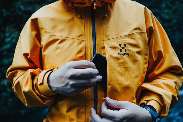 Haglofs火柴棍防風防水夾克測評,一件任何時刻穿上都好看的外套