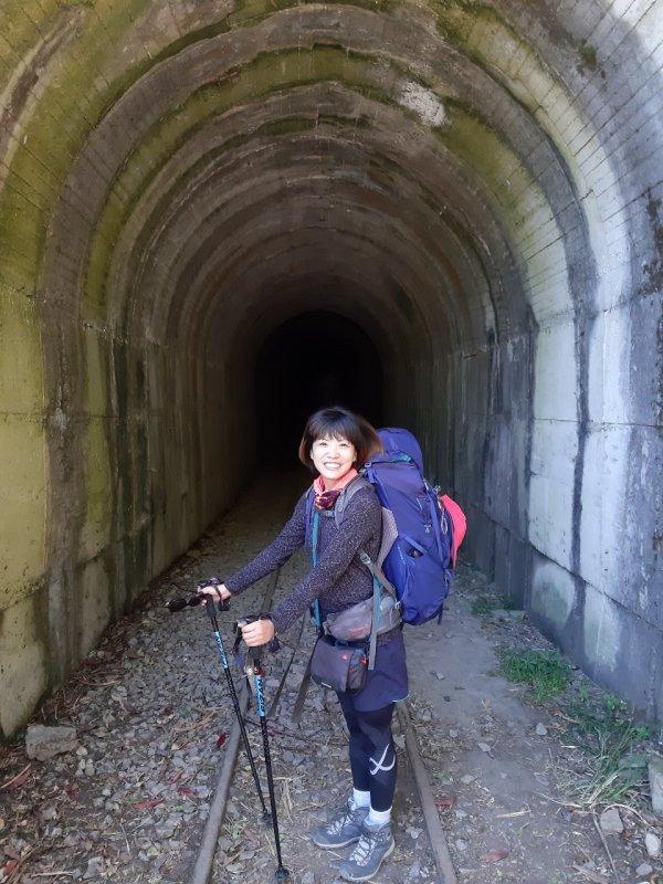 我用過的這款登山杖,FIZAN超輕三節式登山杖實測