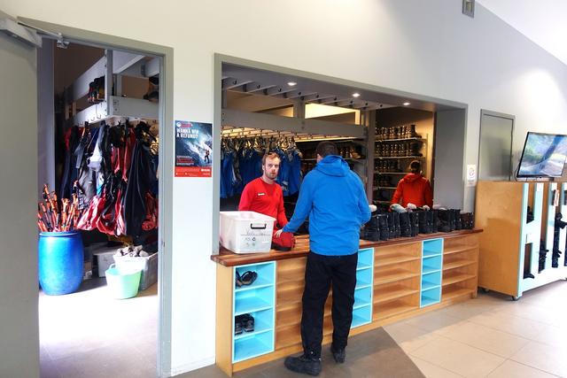 初到新西蘭南島,直升機體驗冰川徒步半日游