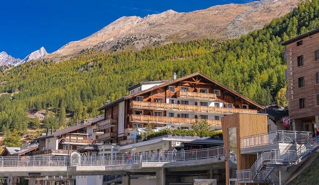 瑞士采爾馬特自由行,阿爾卑斯山下的童話(huà)小鎮(zhèn)