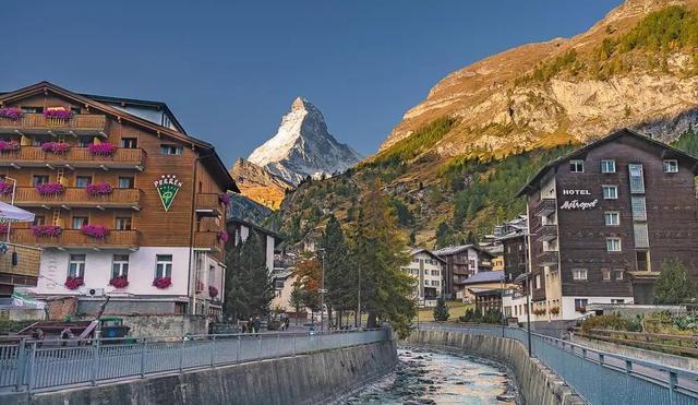 瑞士采爾馬特自由行,阿爾卑斯山下的童話(huà)小鎮(zhèn)