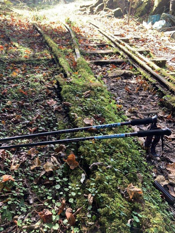 我用過的這款登山杖,FIZAN超輕三節式登山杖實測