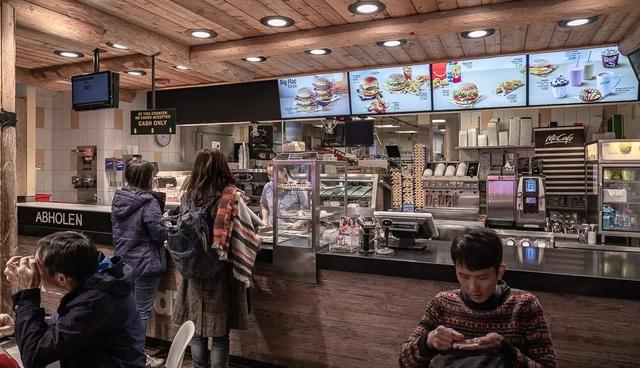 瑞士采爾馬特自由行,阿爾卑斯山下的童話(huà)小鎮(zhèn)