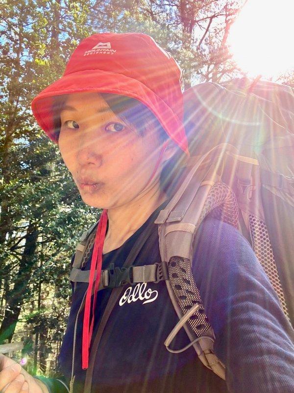 登上非洲之巔乞力馬扎羅山,瑞士Odlo奧遞樂保暖內衣實測