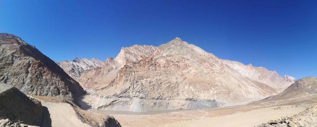 拉達(dá)克,體驗(yàn)“小西藏”馬爾哈山谷徒步之旅