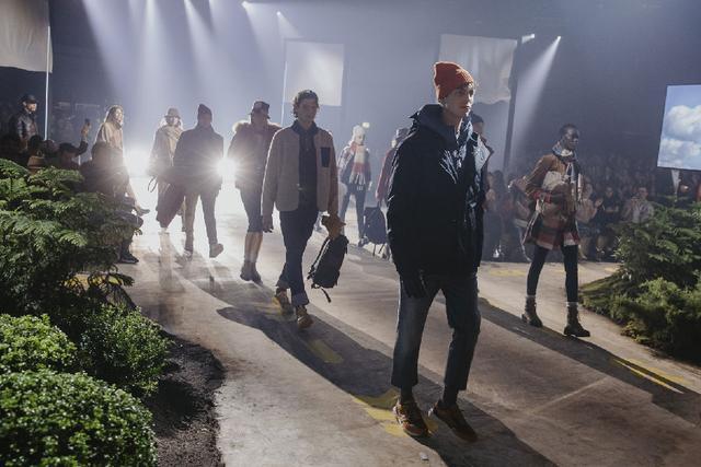 camel active德國(guó)柏林時(shí)裝周沉浸式大秀震撼落幕