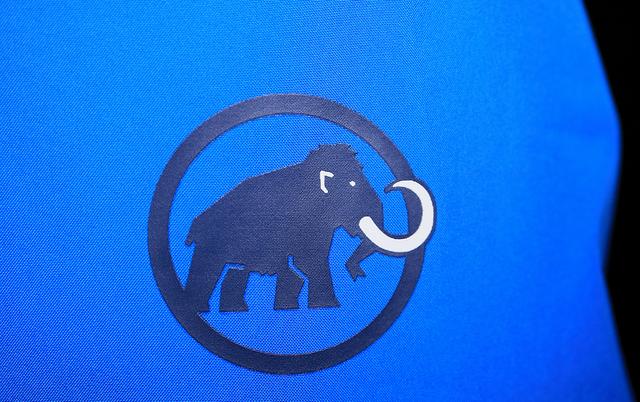 Mammut猛犸象沖鋒衣,買到了這件硬殼沖鋒衣劃算又滿意