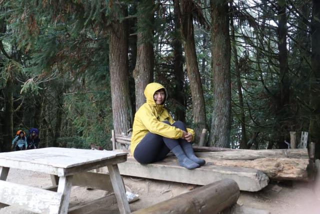 icebreaker羊毛襪真的不會臭?兩天一夜實測分享