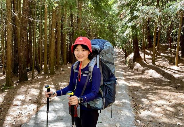 登上非洲之巔乞力馬扎羅山,瑞士Odlo奧遞樂保暖內衣實測