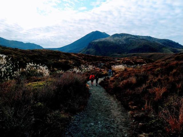 新西蘭徒步,穿越魔戒中的“末日火山”