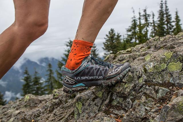 腳上起泡怎么辦,徒步愛好者必看怎樣預防和處理腳上起泡