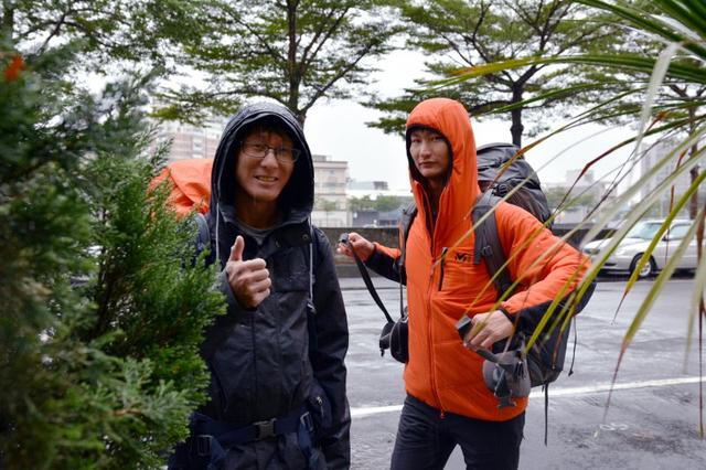 輕量登山新選擇,覓樂MILLET防潑保暖化纖棉服外套測評體驗